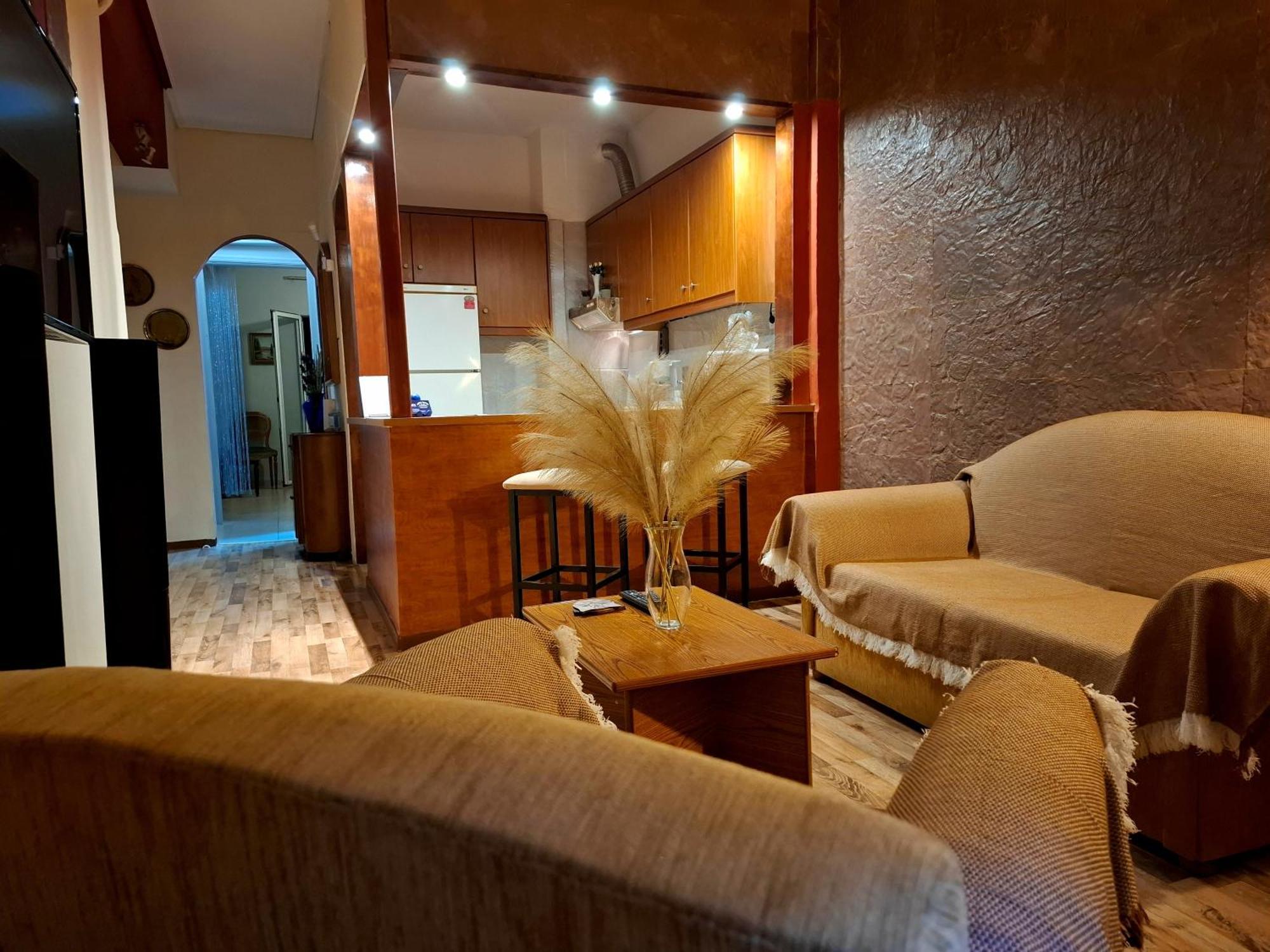 Anna Maria Greek Filoxenia Apartment พีเรียส ภายนอก รูปภาพ